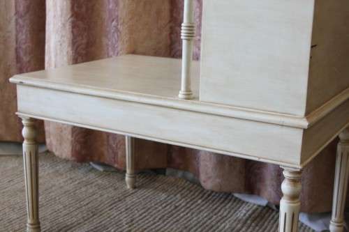 A BEAUTIFULLY MADE VINTAGE CREAM PAINT TECHNIQUE'D ON SOLID WOOD TELEPHONE TABLE WITH REGENCY LEGS
