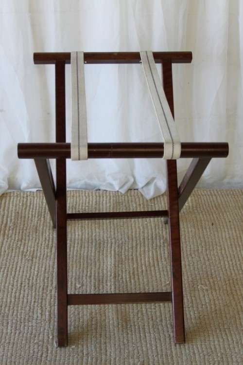 A superb and well made solid mahogany guest luggage stand in excellent condition - RS17Sale