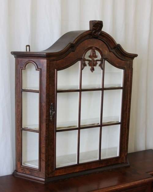 A BEAUTIFUL ANTIQUE GABLED WALNUT SHOW CABINET w/ STUNNING CARVED DETAILING & BEVELLED GLASS PANELS
