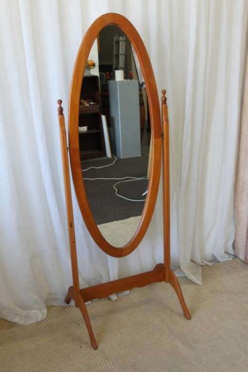 AN EXQUISITE SOLID YELLOW WOOD "FREE-STANDING" TILTING OVAL CHEVAL MIRROR IN GREAT CONDITION