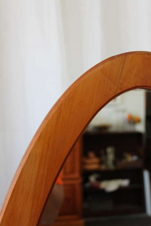 AN EXQUISITE SOLID YELLOW WOOD "FREE-STANDING" TILTING OVAL CHEVAL MIRROR IN GREAT CONDITION