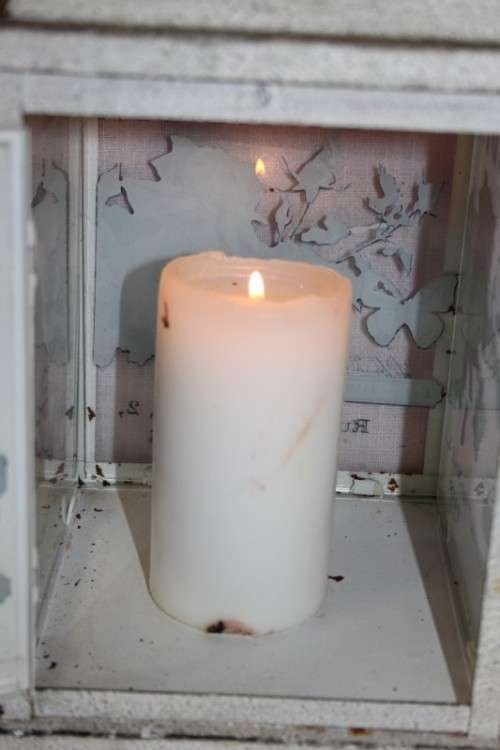 A STUNNING FULL SIZE WHITE DISTRESSED "BELLE JARDINIERE - PARIS" METAL LANTERN