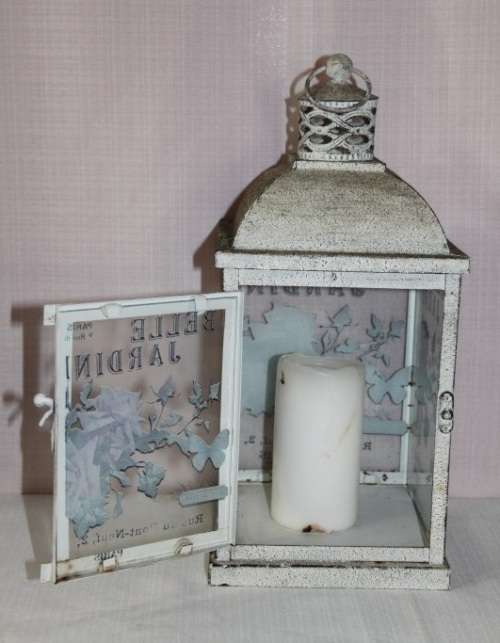 A STUNNING FULL SIZE WHITE DISTRESSED "BELLE JARDINIERE - PARIS" METAL LANTERN