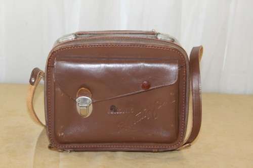 A SUPERB HANIMEX-SEKONIC 3 LENS "ELMATIC 8" 8mm PORTABLE TURRET LENS MOVIE CAMERA & LEATHER CASE