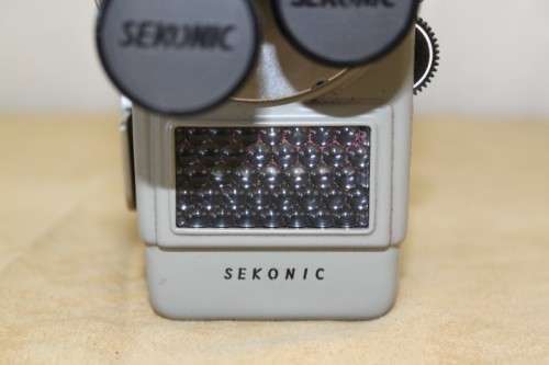 A SUPERB HANIMEX-SEKONIC 3 LENS "ELMATIC 8" 8mm PORTABLE TURRET LENS MOVIE CAMERA & LEATHER CASE