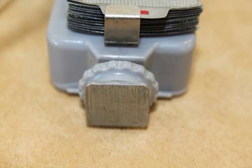 AN EXTREMELY RARE VINTAGE (c1955) JAPANESE MADE PORTABLE "SAMOCA FLASH GUN" IN ITS ORIGINAL BOX