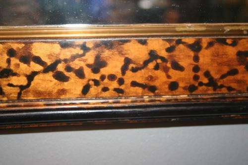 A STUNNING LARGE TORTOISE SHELL TECHNIQUE WALL MIRROR IN GOOD CONDITION