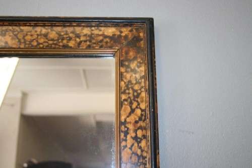 A STUNNING LARGE TORTOISE SHELL TECHNIQUE WALL MIRROR IN GOOD CONDITION