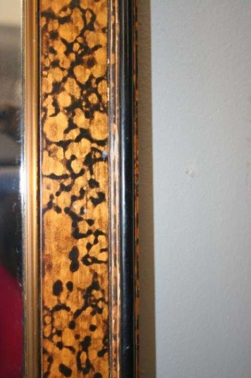A STUNNING LARGE TORTOISE SHELL TECHNIQUE WALL MIRROR IN GOOD CONDITION