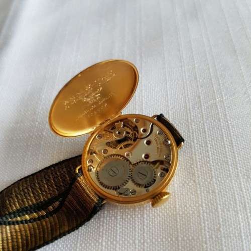 THREE SPECTACULAR VINTAGE TRENCH WATCHES INCLUDING TWO LADIES & ONE GENTS WATCH