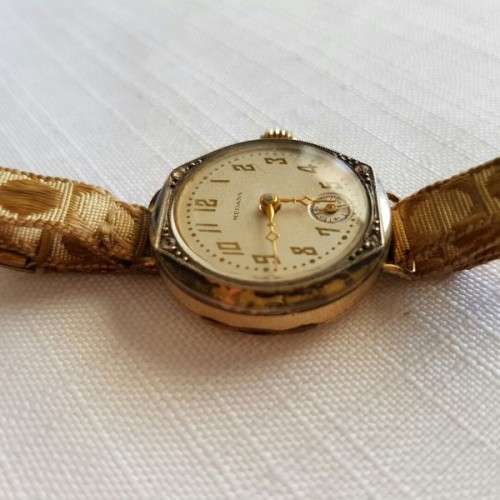 THREE SPECTACULAR VINTAGE TRENCH WATCHES INCLUDING TWO LADIES & ONE GENTS WATCH