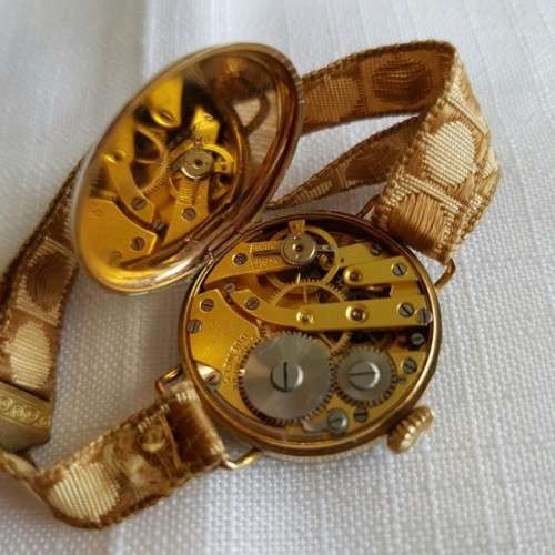 THREE SPECTACULAR VINTAGE TRENCH WATCHES INCLUDING TWO LADIES & ONE GENTS WATCH