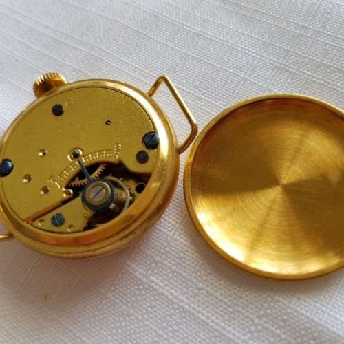 THREE SPECTACULAR VINTAGE TRENCH WATCHES INCLUDING TWO LADIES & ONE GENTS WATCH