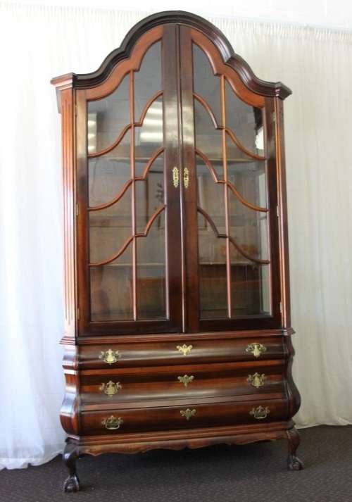 A MAGNIFICENT (X-TALL) ANTIQUE "GABLED" SOLID STINK-WOOD BALL & CLAW CABINET IN STUNNING CONDITION