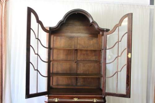 A MAGNIFICENT (X-TALL) ANTIQUE "GABLED" SOLID STINK-WOOD BALL & CLAW CABINET IN STUNNING CONDITION