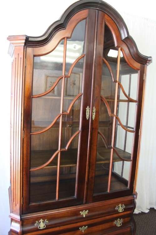 A MAGNIFICENT (X-TALL) ANTIQUE "GABLED" SOLID STINK-WOOD BALL & CLAW CABINET IN STUNNING CONDITION