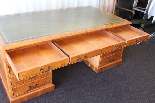 A MAGNIFICENT ORIGINAL "GORDON FRASER" YEW WOOD CHIPPENDALE PARTNERS DESK AND CHAIR - WOW!!!!