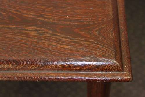 A STUNNING VINTAGE 3-DRAWERS SOLID PARTRIDGE-WOOD OFFICE/ EXECUTIVES DESK IN AWESOME CONDITION