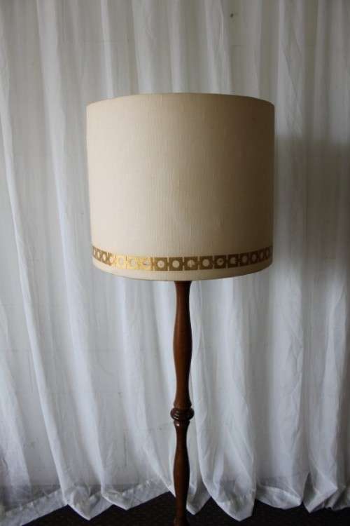 A SPECTACULAR RETRO WOODEN FLOOR LAMP WITH A FOOT SWITCH AND TONS OF CHARACTER