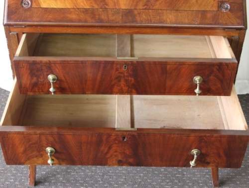 A MAGNIFICENT ANTIQUE FLIP-TOP WRITING DESK WITH TWO DRAWERS AND INLAY DETAILING