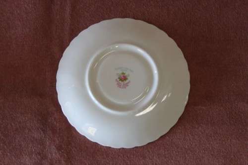 A BEAUTIFUL VINTAGE ROYAL ALBERT FINE BONE CHINA "FORGET-ME-NOT ROSE" CUP & SAUCER DUO - GORGEOUS!!