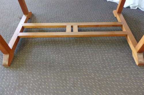 A STUNNING 6 TO 8 SEATER OUTDOOR EXTENDABLE DINING TABLE WITH A "HIDDEN" EXTENSION COMPARTMENT