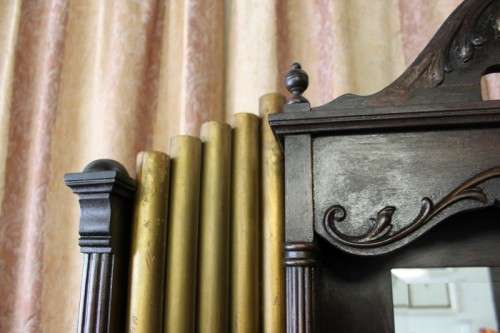 AN INCREDIBLY RARE ANTIQUE VICTORIAN (1890 - 1912) HAMILTON PIANO Co. HIGH BACK PARLOR PUMP ORGAN