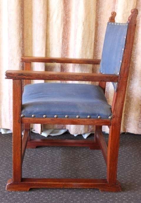 AN INCREDIBLE VINTAGE TEAK OCCASIONAL CHAIR WITH METAL STUDDED DETAILING IN WONDERFUL CONDITION!!!