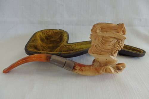 A MAGNIFICENT HAND MADE VICTORIAN LADY MEERSCHAUM PIPE - AWESOME ADDITION TO YOUR COLLECTION
