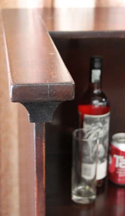 AN INCREDIBLE MOBILE BAR/ DRINKS CABINET/ PODIUM ON CASTORS IN GREAT CONDITION!!!!