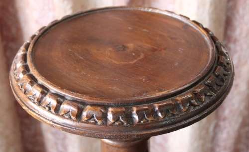 A MAGNIFICENT ANTIQUE SOLID TEAK PEDESTAL STAND w/ EXQUISITE ORNATE CARVED DETAILING