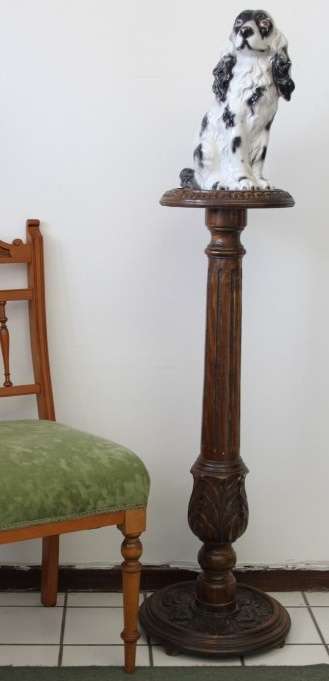 A MAGNIFICENT ANTIQUE SOLID TEAK PEDESTAL STAND w/ EXQUISITE ORNATE CARVED DETAILING
