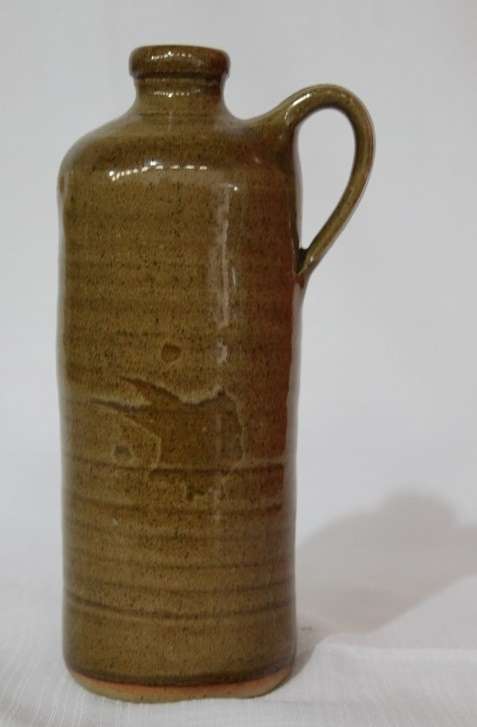 A WONDERFUL COLLECTION OF 3x VINTAGE BROWN GLAZED STONEWARE BOTTLES IN GREAT CONDITION