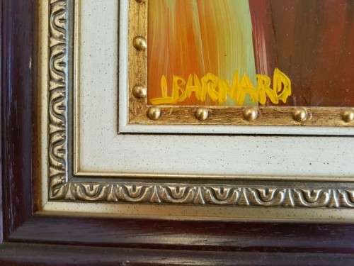 A SPECTACULARLY FRAMED ORIGINAL SIGNED LYNETTE BARNARD OIL PAINTING WITH BOLD STRIKING COLOURS