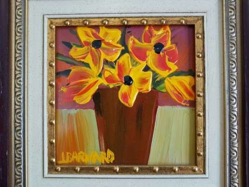 A SPECTACULARLY FRAMED ORIGINAL SIGNED LYNETTE BARNARD OIL PAINTING WITH BOLD STRIKING COLOURS