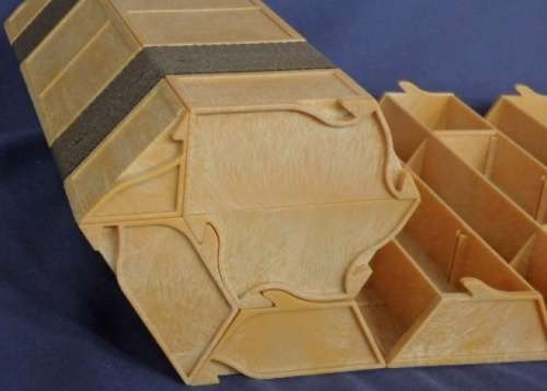AN AWESOME ''THE ROLYKIT'' COMPACT STORAGE CONTAINER WITH COMPARTMENT DIVIDERS