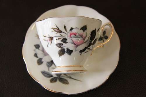 An incredible vintage Royal Albert fine bone china "Queen's Messenger" collection trio