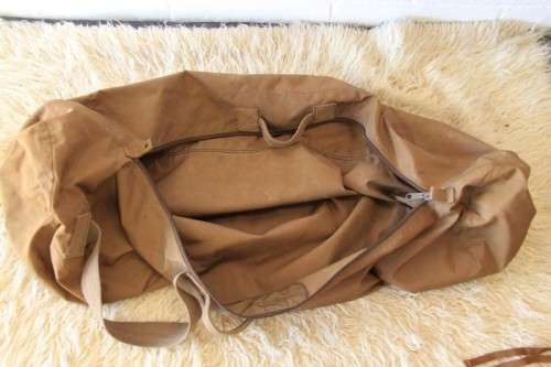 An awesome brown military kit bag (balsak) in wonderful condition