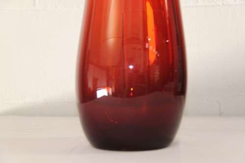 An awesome tall signed hand-blown glass "contemporary art glass" vase in wonderful condition