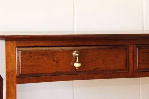 Spectacular teak buffet console/hall table with three spacious drawers in remarkable condition