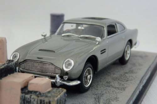 An awesome James Bond 007 "Aston Martin DB5'' die cast model car from the movie "Goldfinger''
