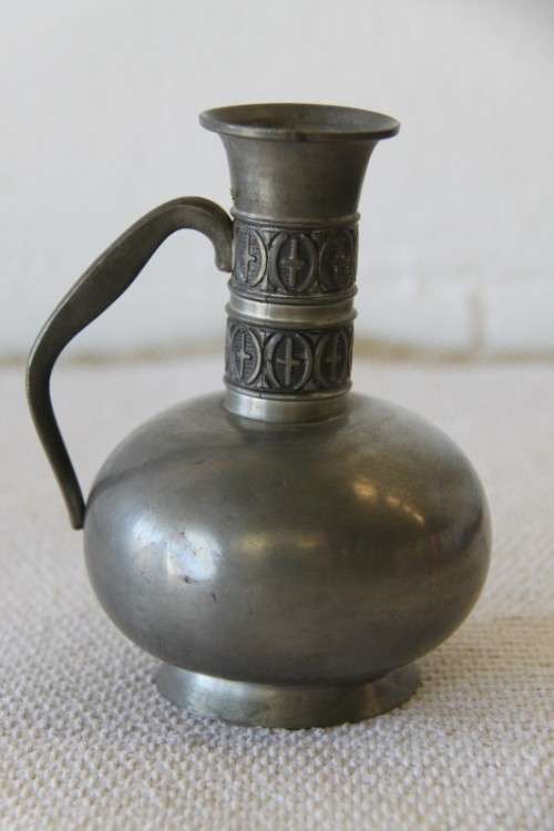 An awesome vintage pewter Haugrud jug/ pitcher with ornate detailing made in Norway
