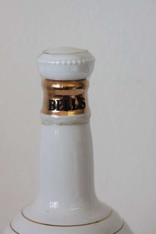 A rare "Bells Blended Scotch Whisky" Prince Andrew & Fergy'ss marriage commemorative decanter