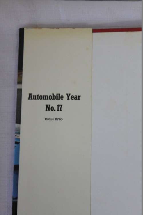 A rare original collectable ''automobile year 1969 edition (Annual automobile review)'' ISSUE #17