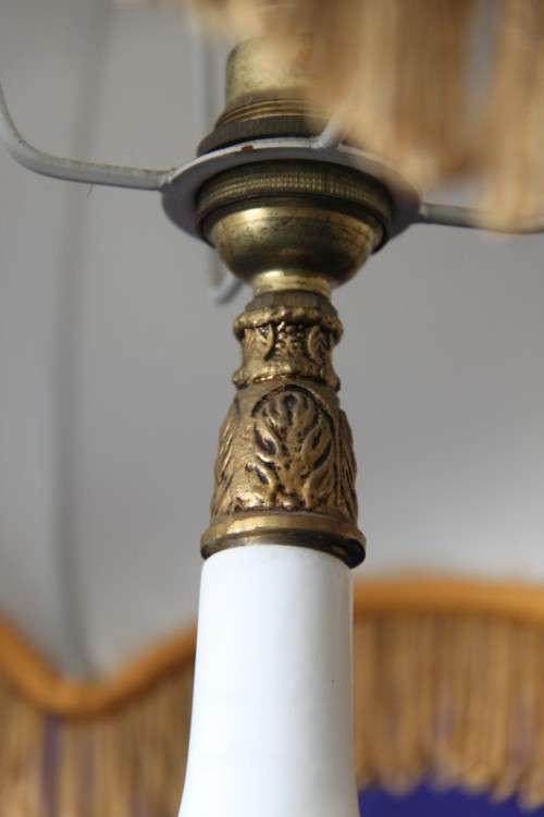 A spectacular white marble and brass table lamp with a stunning shade in wonderful condition