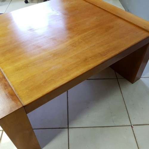 A stylish modern Cherry wood occasional/ coffee table = stylish modern top-end furniture!!!