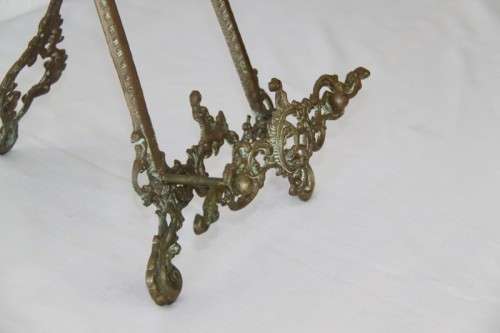 A stunning Victorian antique solid brass art stand/ easel with incredible ornate detailing