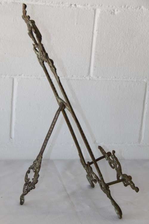 A stunning Victorian antique solid brass art stand/ easel with incredible ornate detailing