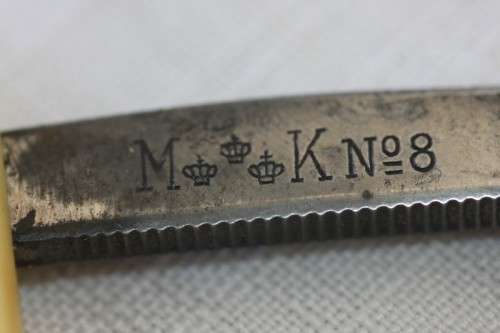 An awesome rare antique "Haljestrand Eskilstuna MKN08" Swedish cut throat razor in its original box