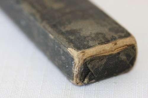 An amazing rare antique "J.A Kenckels Solingen" German cut throat razor in its original box